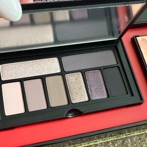 Smashbox Eyeshadow Palette with Shimmering Neutrals and Deep Purple